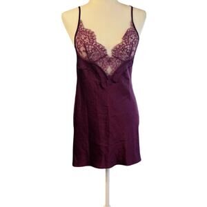 VICTORIA'S SECRET Purple Long Camisole in Size XS